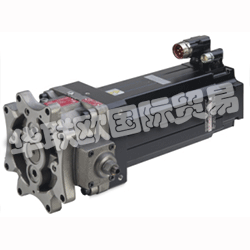 MOOG電液靜壓泵機(jī)的介紹：  　　混合驅(qū)動(dòng)或電靜液驅(qū)動(dòng)系統(tǒng) 描述了在獨(dú)立包裝中同時(shí)具有液壓和電動(dòng)技術(shù)的系統(tǒng)。電液靜壓驅(qū)動(dòng)系統(tǒng) 是傳統(tǒng)液壓應(yīng)用的選擇，需要高強(qiáng)度能力，并且需要節(jié)能，環(huán)境清潔或消除管道。相反，EAS 是傳統(tǒng)電氣應(yīng)用的選擇，需要先進(jìn)的故障安全系統(tǒng)。