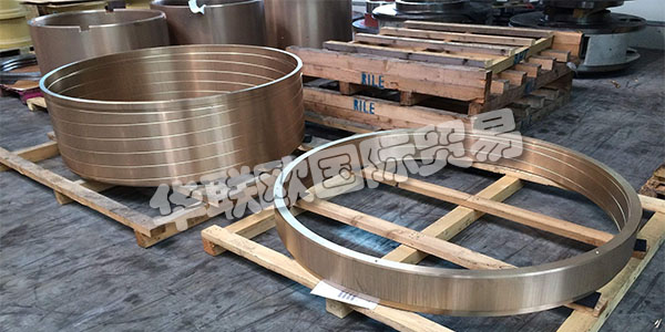 德國(guó)BORNEBUSCH主要產(chǎn)品：BORNEBUSCH滑動(dòng)軸承、零件等。BORNEBUSCH是位于Siegerland中心的業(yè)主管理的家族企業(yè)。