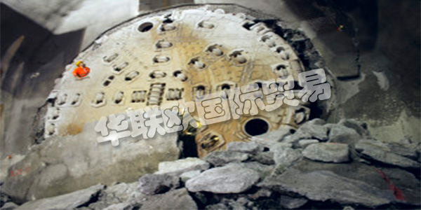 德國(guó)VMT主要產(chǎn)品：VMT視覺(jué)控制器、傳感器等。VMT的開(kāi)始在Herrenknecht AG集團(tuán)內(nèi)，Dipl.-Ing。(FH)Manfred Messing于1994年4月8日成立了一個(gè)兩人測(cè)量員辦公室，這是VMT歷史的開(kāi)始。目前，VMT在Bruchsal |德國(guó)總部雇傭了200名員工，在4大洲擁有5家子公司。