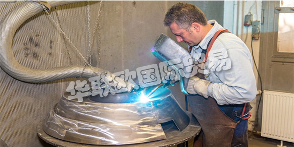 FELDPAUSCH自60多年前一直致力于為各個(gè)行業(yè)領(lǐng)域開發(fā)創(chuàng)新的喂料技術(shù)。