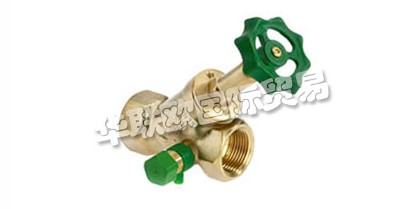 BENDER作為生產(chǎn)商(德國制造)，自1934年以來一直生產(chǎn)關(guān)閉和分配器配件以及定制系列產(chǎn)品。裝配時間短，使用壽命長、高效率和靈活性是公司產(chǎn)品的特征。