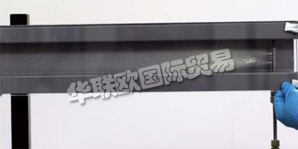 德國PFINDER主要產(chǎn)品：PFINDER防護(hù)蠟、清洗劑等。PFINDER是一家成功且獨(dú)立的公司，已有100多年的歷史。 Pfinder公司成立于1884年，從其作為頂級(jí)制造商和“符騰堡皇家法院供應(yīng)商”的角色發(fā)展成為汽車行業(yè)，供應(yīng)商和其他行業(yè)領(lǐng)域的靈活，稱職和創(chuàng)新的合作伙伴。 40多年蠟保護(hù)經(jīng)驗(yàn)的結(jié)果是獲得汽車行業(yè)OEM認(rèn)證的產(chǎn)品，在空腔保護(hù)方面的市場領(lǐng)導(dǎo)地位以及他們?cè)谌?0多家汽車工廠中永久使用他們的產(chǎn)品。 Pfinder產(chǎn)品每年用于超過9,000,000個(gè)體內(nèi)。