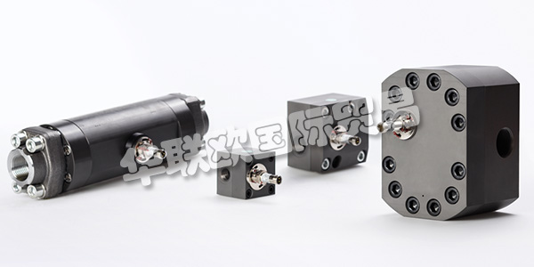 傳感器是一種檢測裝置，能感受到被測量的信息，并能將感受到的信息，按一定規(guī)律變換成為電信號或其他所需形式的信息輸出，以滿足信息的傳輸、處理、存儲、顯示、記錄和控制等要求。傳感器在我們生活中的應用范圍很廣，種類也繁多，大到一輛汽車，小到一個智能手環(huán)。下文為您介紹MARPOSS傳感器3602220005。