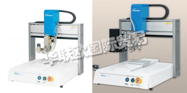 NORDSON(諾信)設(shè)計(jì)，制造和銷售用于分配粘合劑，涂料，密封劑，生物材料和其他材料的產(chǎn)品。NORDSON公司成立于1954年，總部位于美國(guó)，在30多個(gè)國(guó)家開展其業(yè)務(wù)。NORDSON的點(diǎn)膠機(jī)，點(diǎn)膠閥，自動(dòng)點(diǎn)膠系統(tǒng)，注射器筒和精密點(diǎn)膠頭等產(chǎn)品以極高的品質(zhì)贏得了廣大用戶的認(rèn)可。下文為您帶來(lái)NORDSON點(diǎn)膠機(jī),諾信產(chǎn)品型號(hào)介紹。